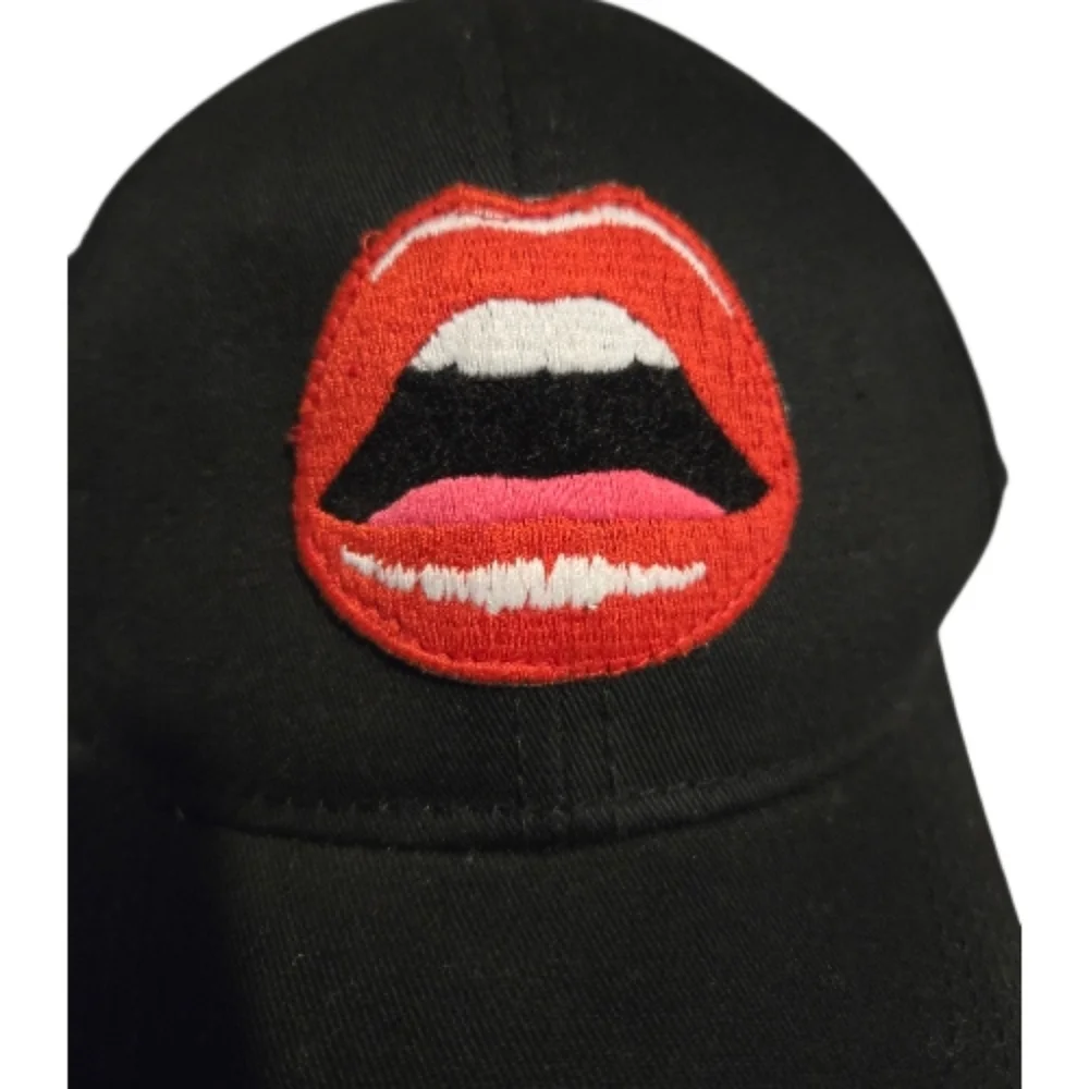 Lauren Moshi Bay Red Open Lip hat